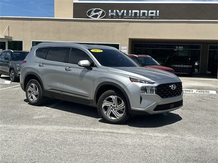 2023 Hyundai Santa Fe SEL photo 1