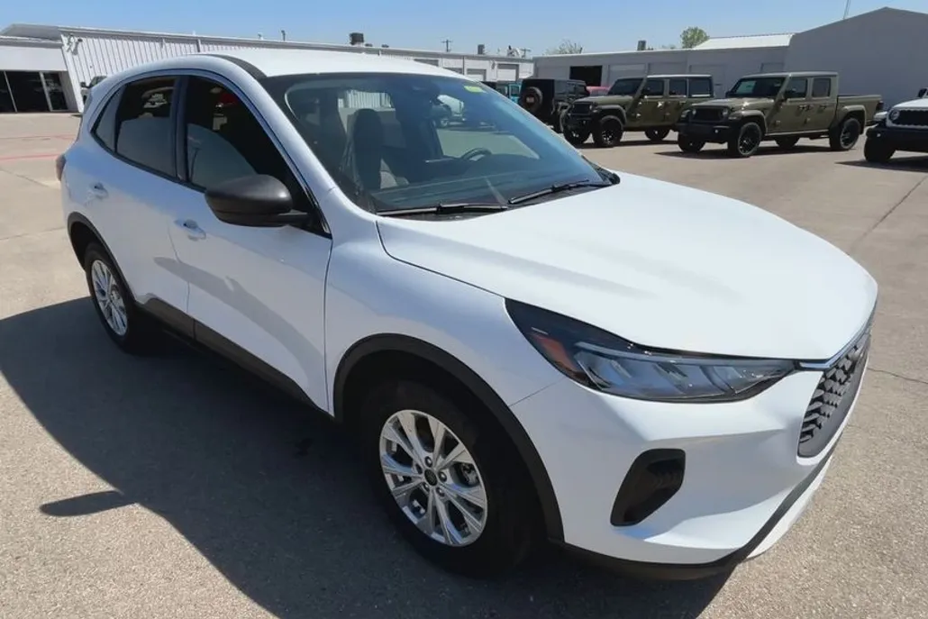 2024 Ford Escape Active photo 1