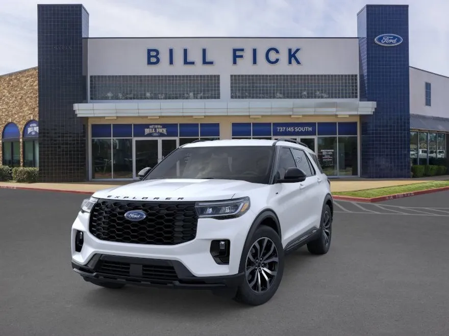 2025 Ford Explorer ST-Line photo 1