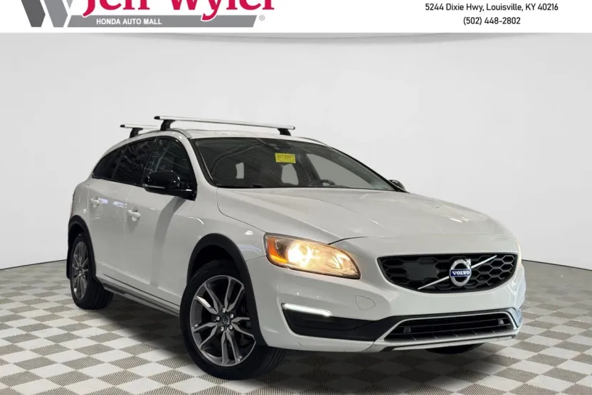 2018 Volvo V60 Cross Country T5 AWD photo 1