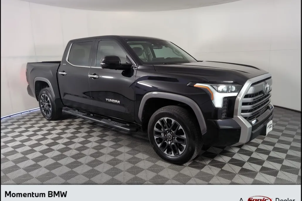 2024 Toyota Tundra Limited CrewMax photo 1