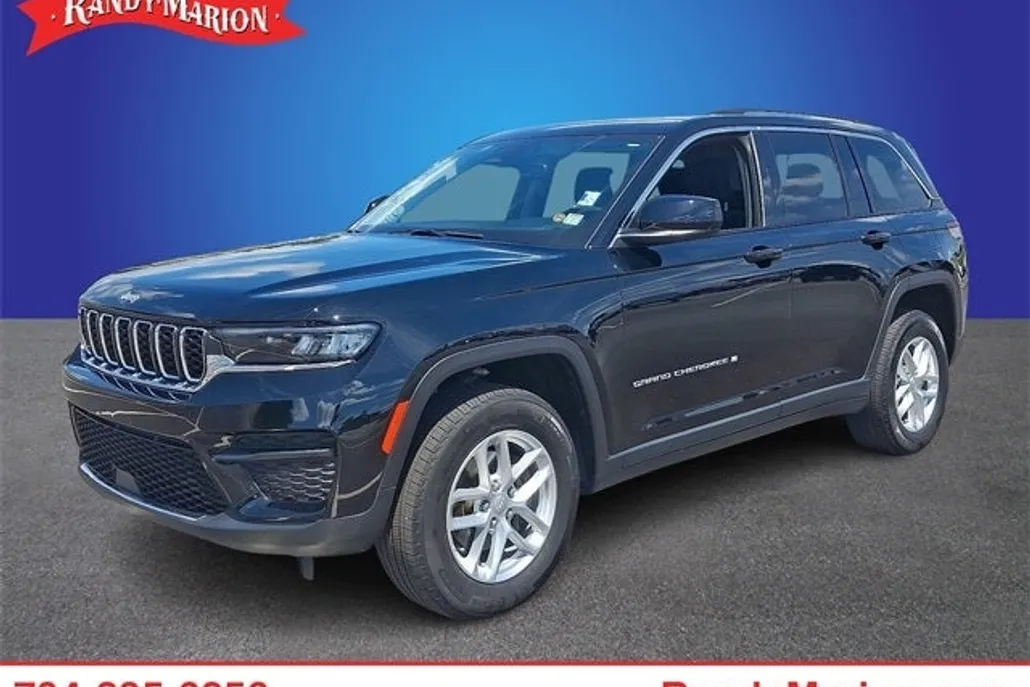 2023 Jeep Grand Cherokee Laredo photo 1