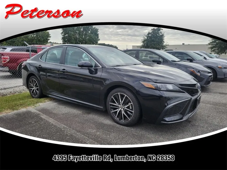 2023 Toyota Camry SE photo 1