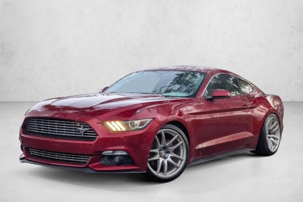 2016 Ford Mustang EcoBoost Premium photo 1