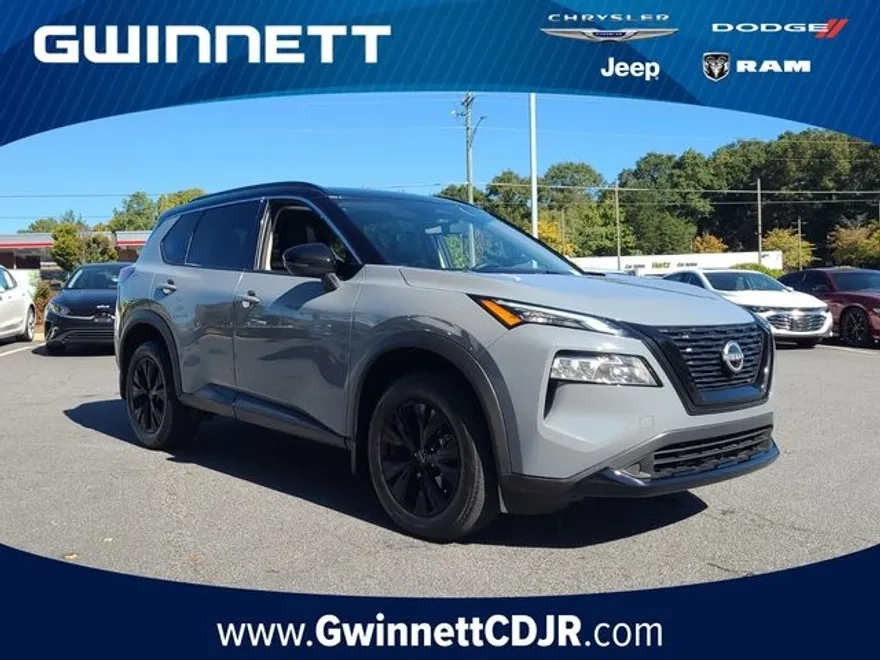 2023 Nissan Rogue SV photo 1