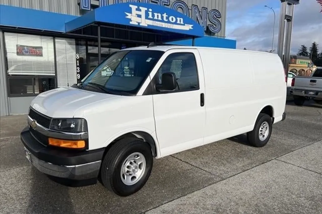 2021 Chevrolet Express Cargo 2500 photo 1