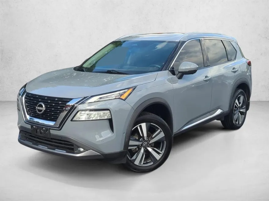2022 Nissan Rogue SL photo 1