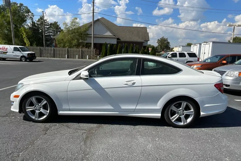 2015 Mercedes Benz C 250 Coupe photo 1