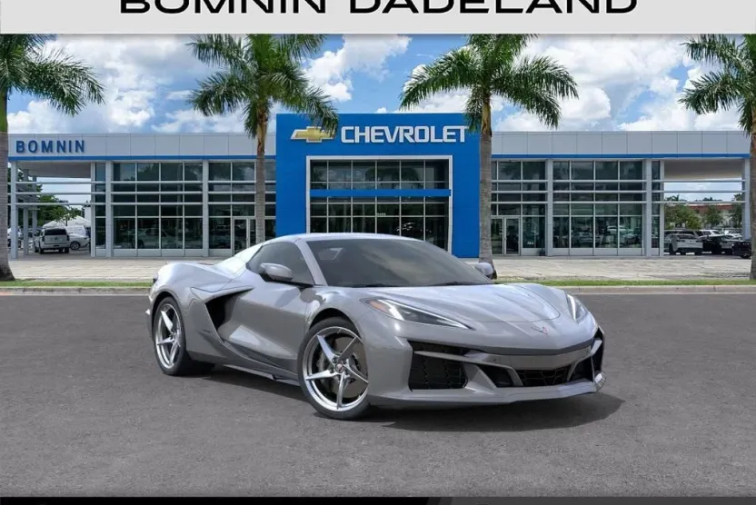 2025 Chevrolet Corvette E-Ray Convertible 2LZ photo 1