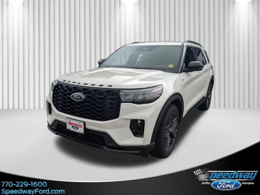 2025 Ford Explorer ST-Line photo 1
