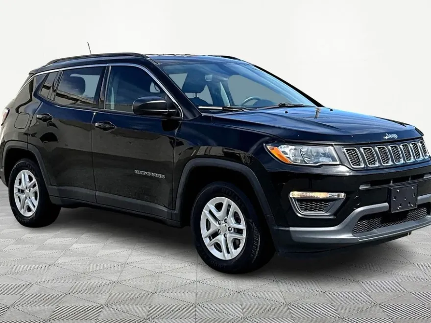 2019 Jeep Compass Sport photo 1