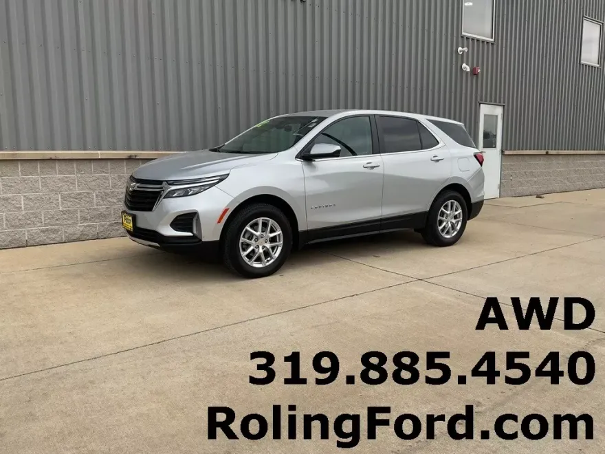 2022 Chevrolet Equinox LT photo 1