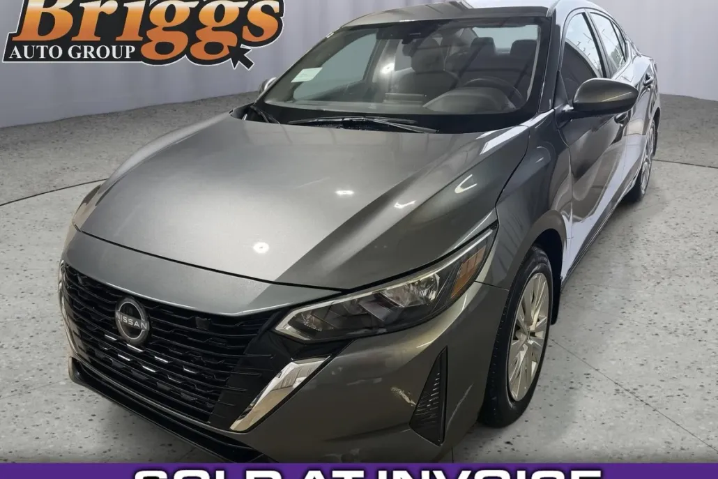 2025 Nissan Sentra S photo 1