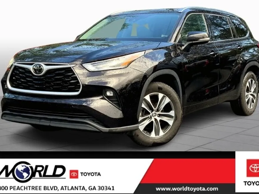 2021 Toyota Highlander XLE photo 1
