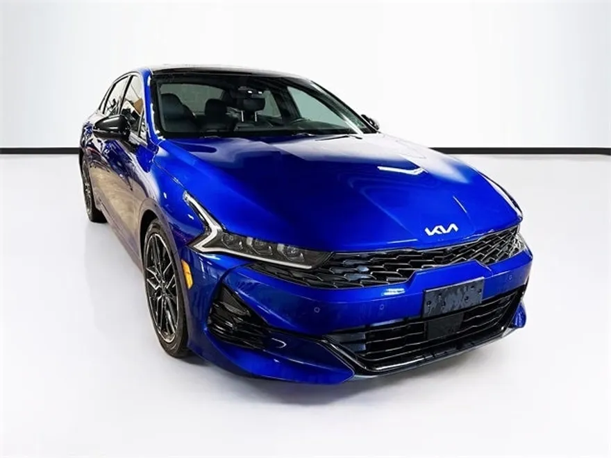2023 Kia K5 GT photo 1