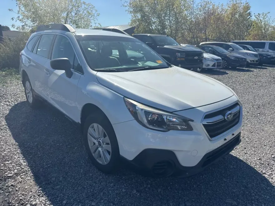 2018 Subaru Outback 2.5i photo 1