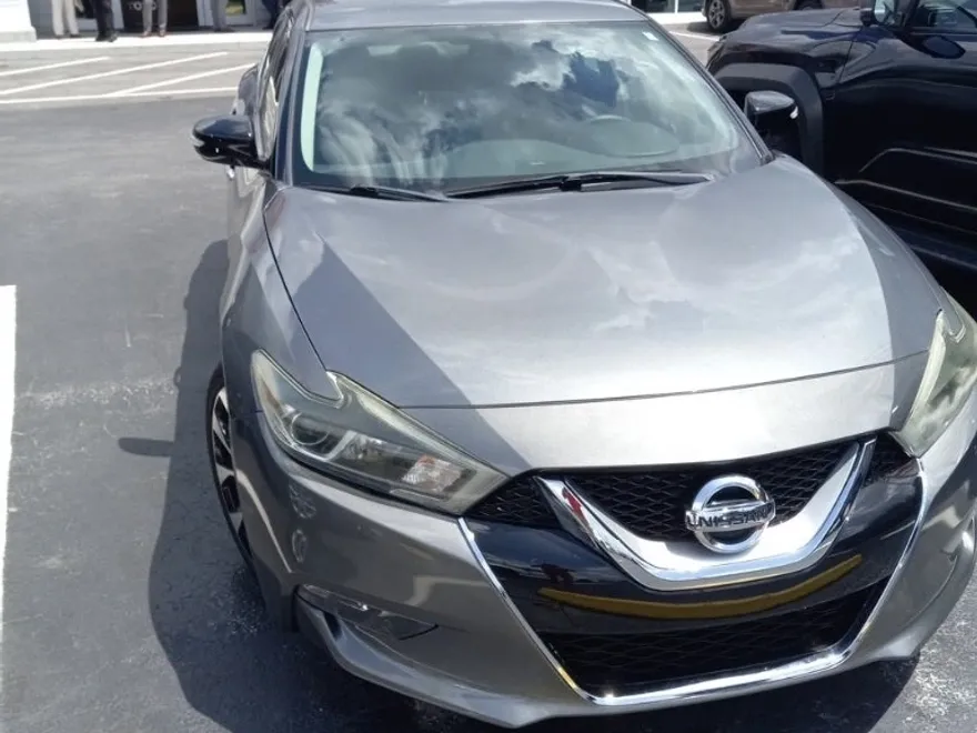2018 Nissan Maxima SR photo 1