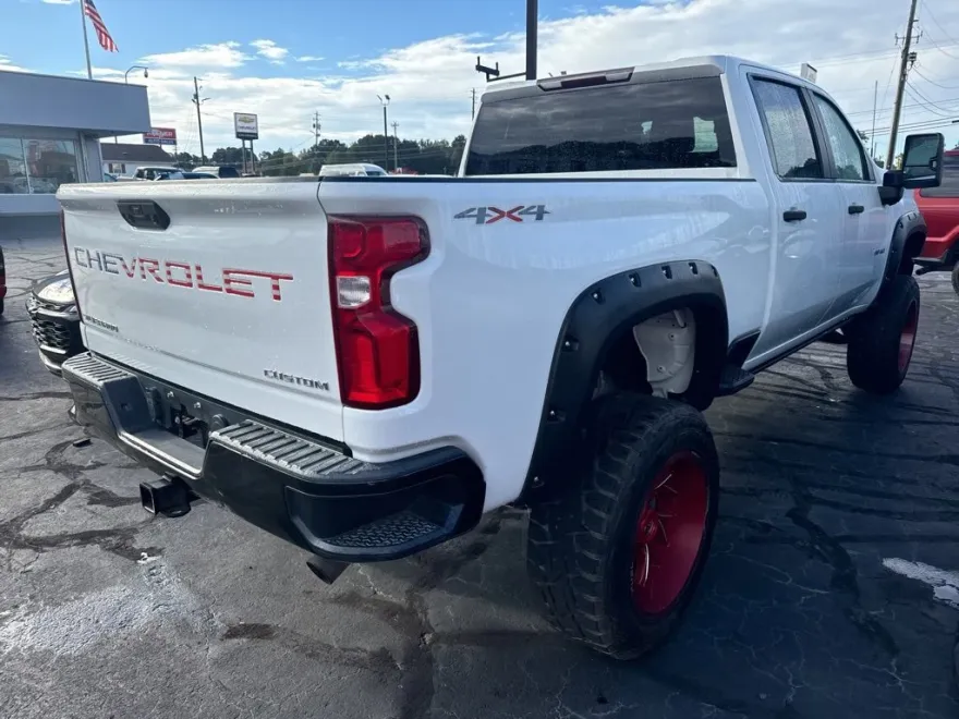 2020 Chevrolet Silverado 2500HD Custom photo 1