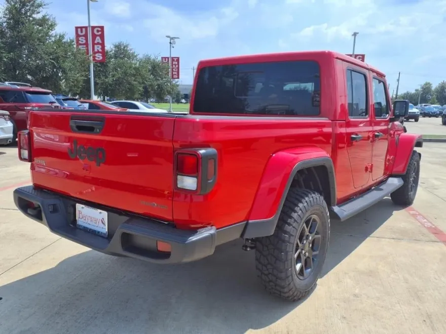 2025 Jeep Gladiator Sport photo 1