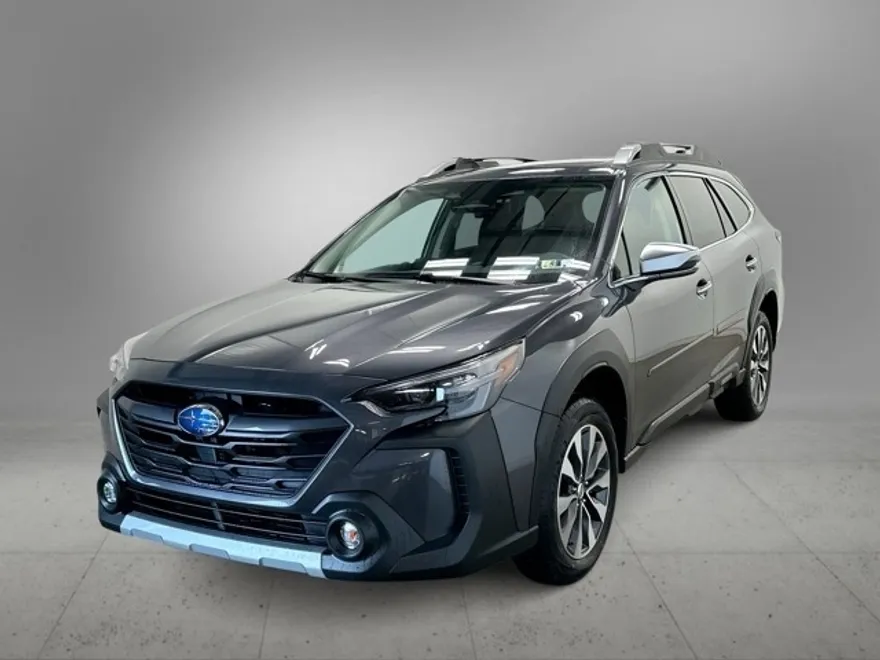 2025 Subaru Outback Touring XT photo 1
