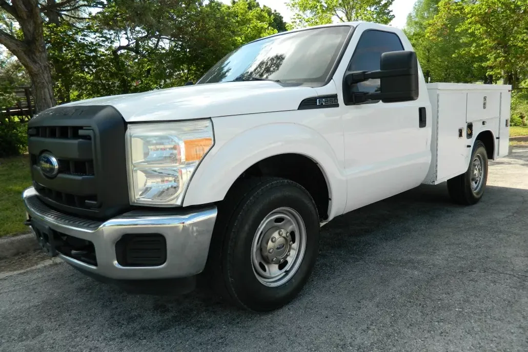 2015 Ford F-250 XL photo 1