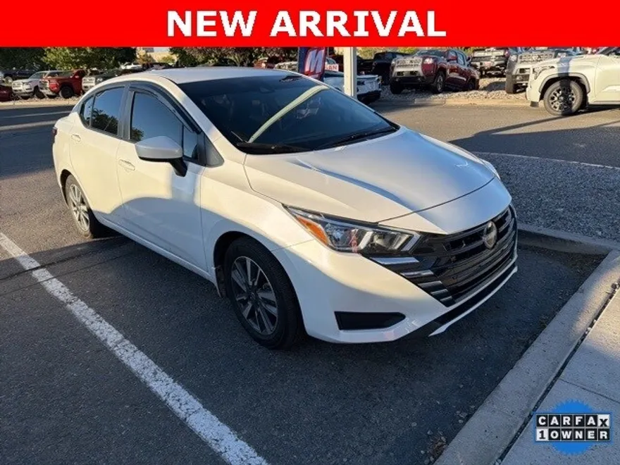 2024 Nissan Versa SV photo 1