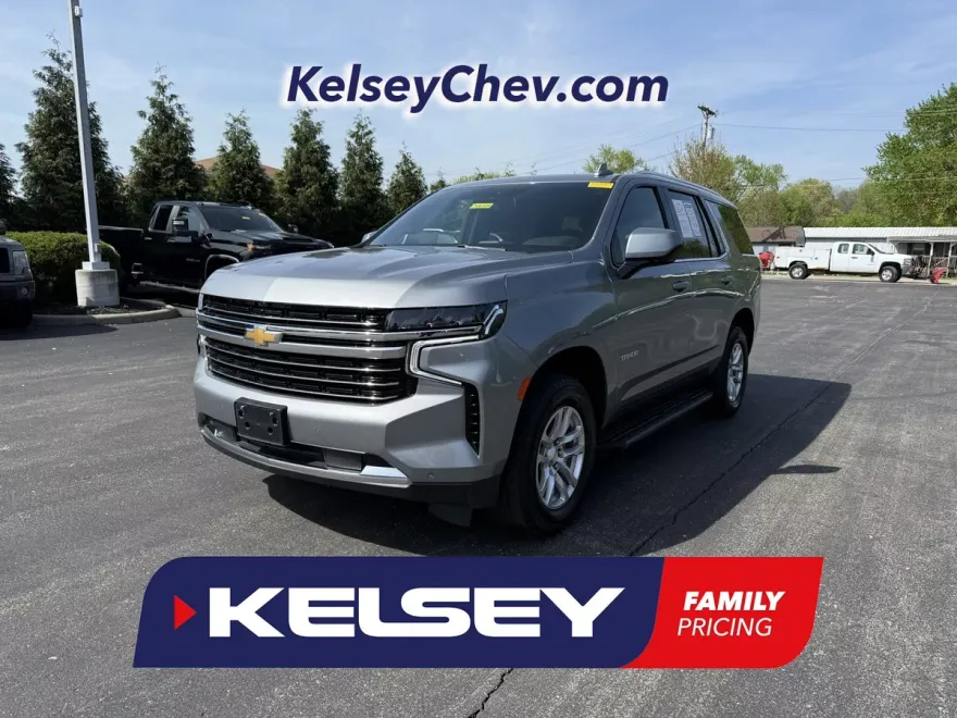 2023 Chevrolet Tahoe LT photo 1