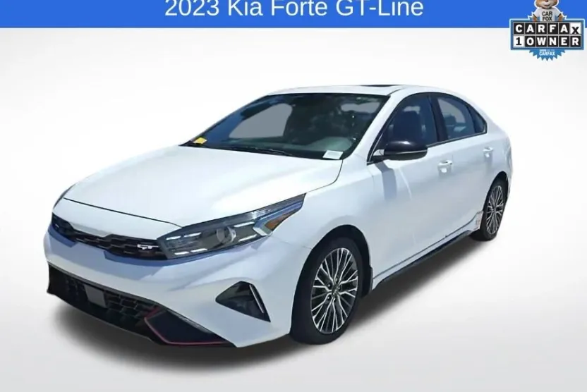 2023 Kia Forte GT-Line photo 1