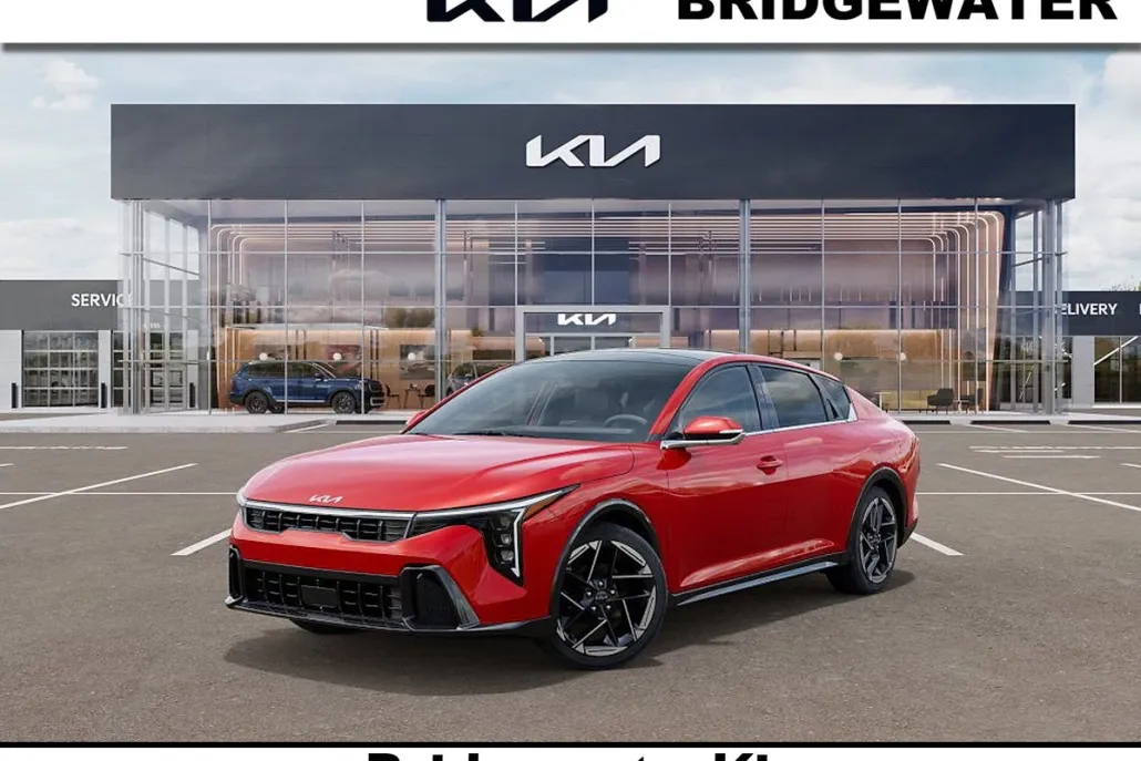 2025 Kia K4 GT-Line photo 1