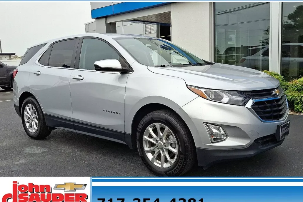 2021 Chevrolet Equinox LT photo 1