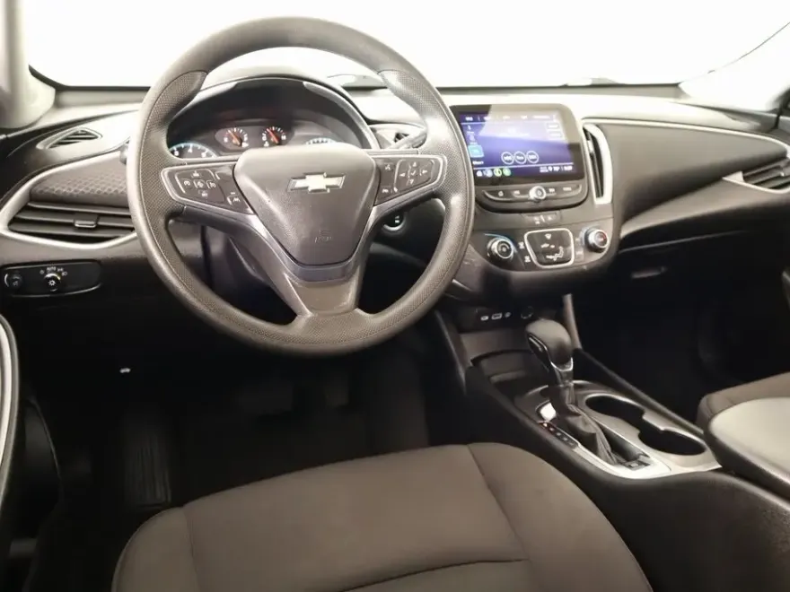 2024 Chevrolet Malibu LS photo 1