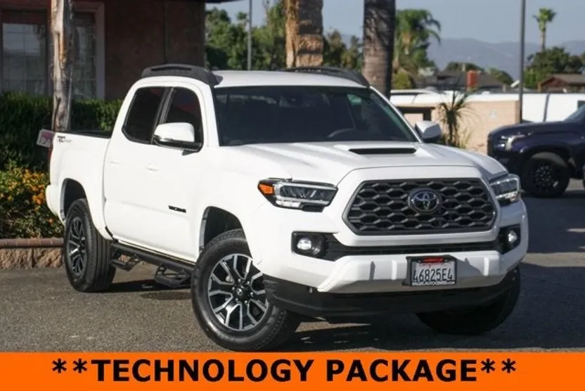 2022 Toyota Tacoma TRD Sport photo 1