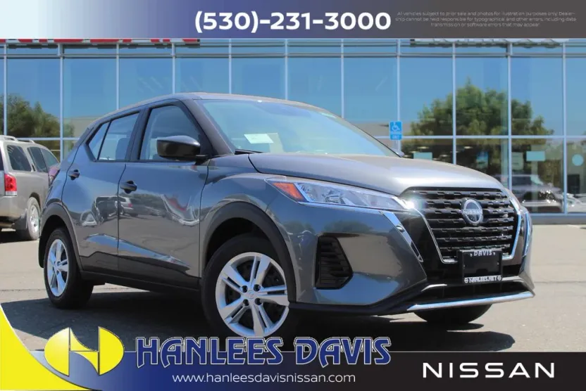 2025 Nissan Kicks Play S photo 1