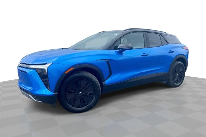 2025 Chevrolet Blazer EV photo 1