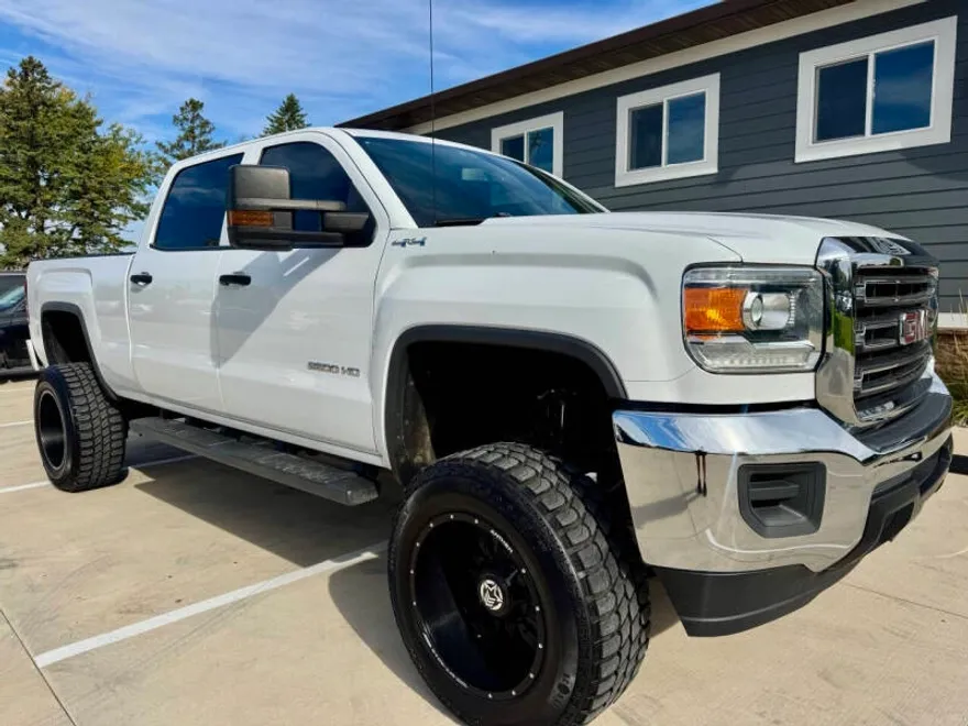 2019 Gmc Sierra Base photo 1