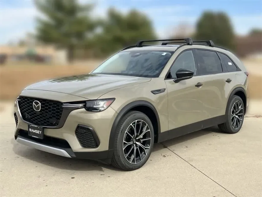 2025 Mazda CX-70 Premium photo 1