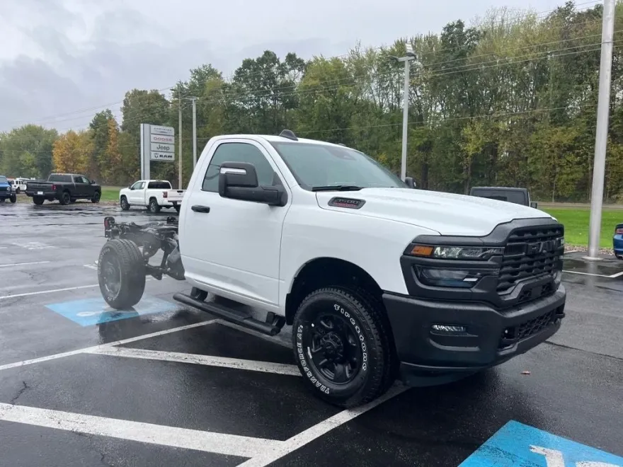 2025 Ram 3500 Tradesman photo 1