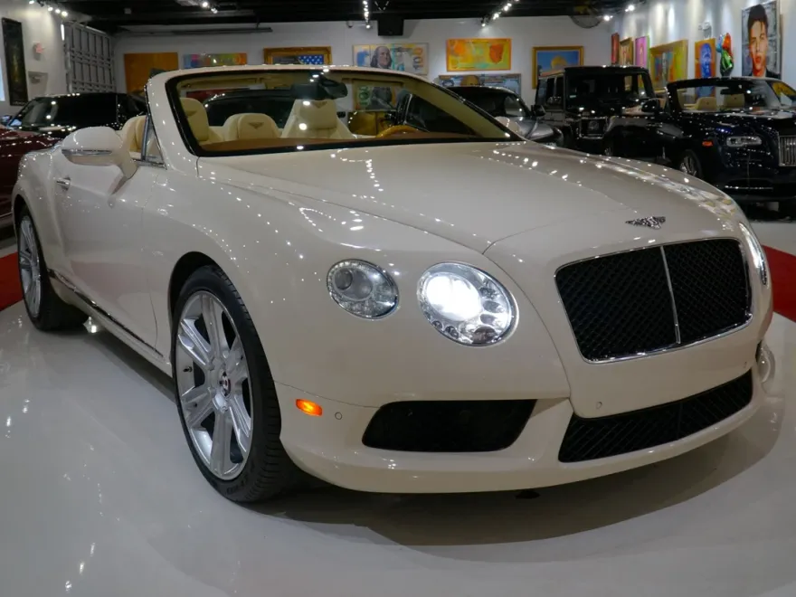 2013 Bentley Continental GT V8 photo 1