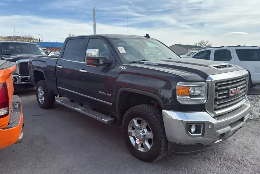2018 Gmc Sierra 3500 HD SLT photo 1