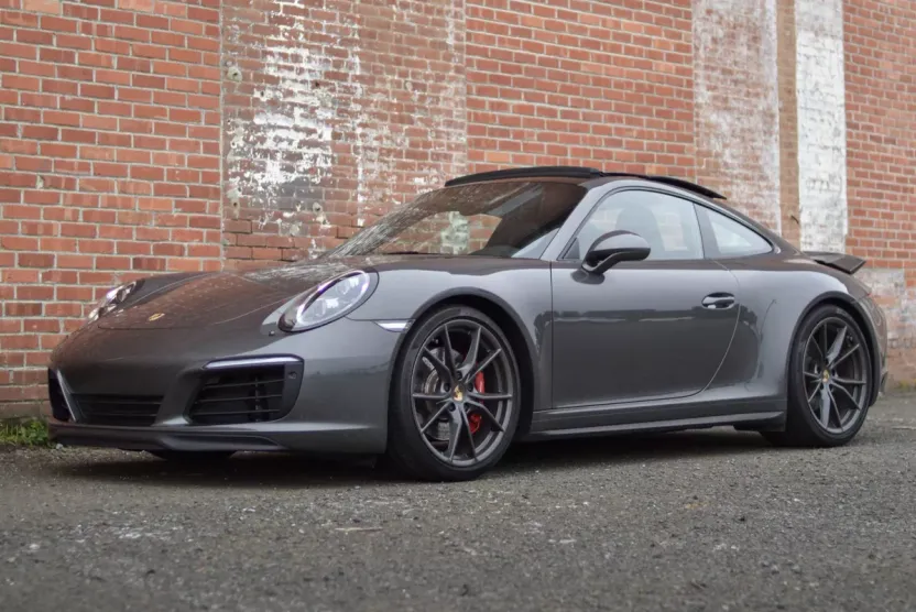 2017 Porsche 911 4S photo 1