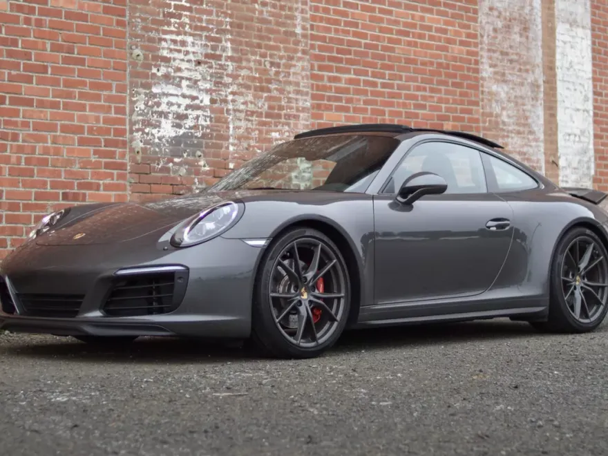 2017 Porsche 911 4S photo 1