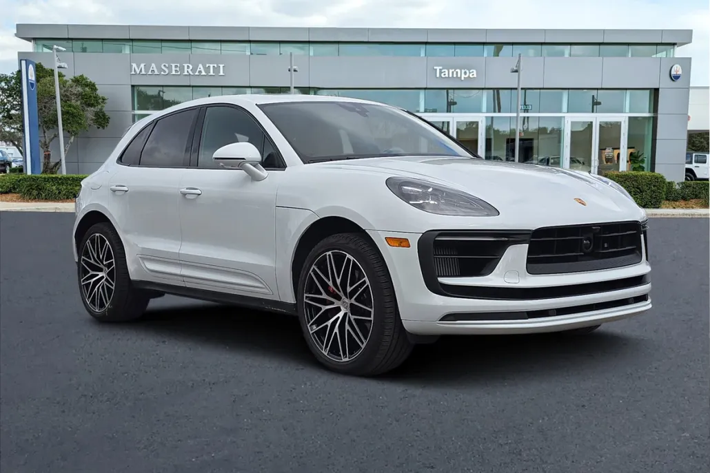 2023 Porsche Macan S photo 1