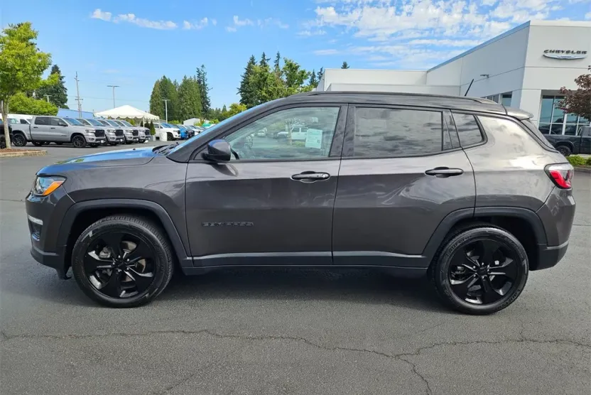 2021 Jeep Compass Altitude photo 1