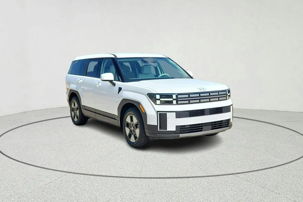 2026 Hyundai Santa Fe SE photo 1