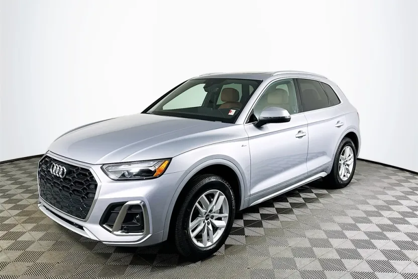 2022 Audi Q5 45 S line Premium photo 1