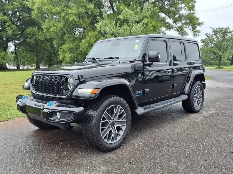 2024 Jeep Wrangler 4xe High Altitude photo 1