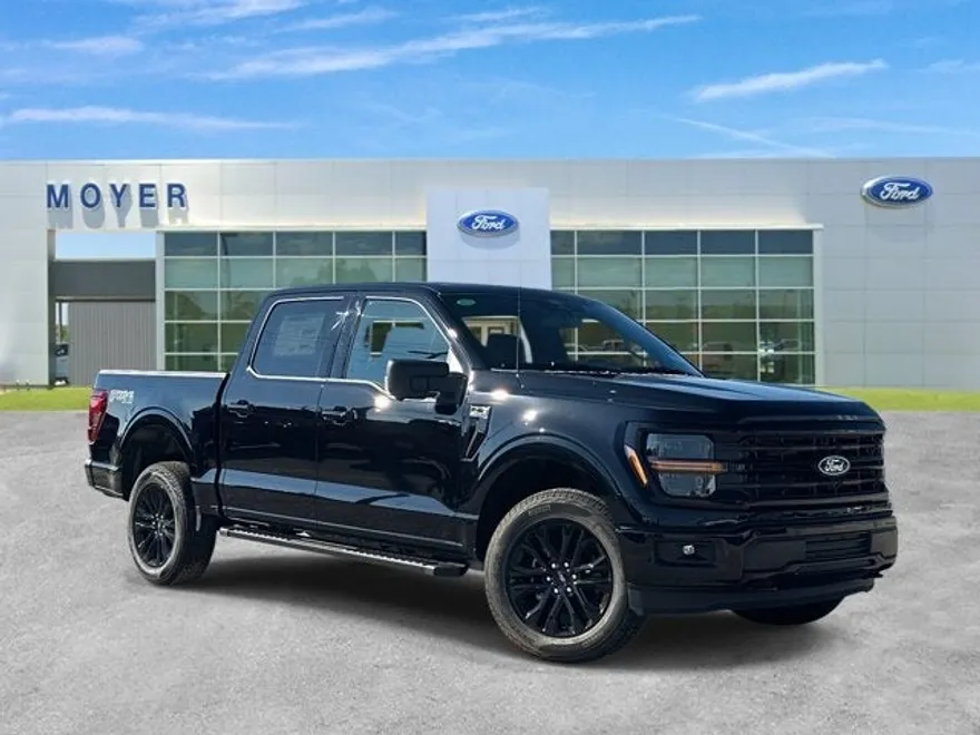 2025 Ford F-150 XLT photo 1