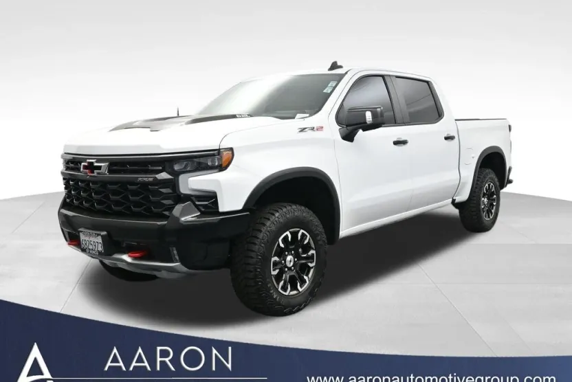 2024 Chevrolet Silverado 1500 ZR2 photo 1