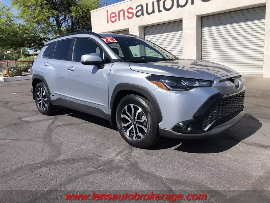 2023 Toyota Corolla Hybrid SE photo 1
