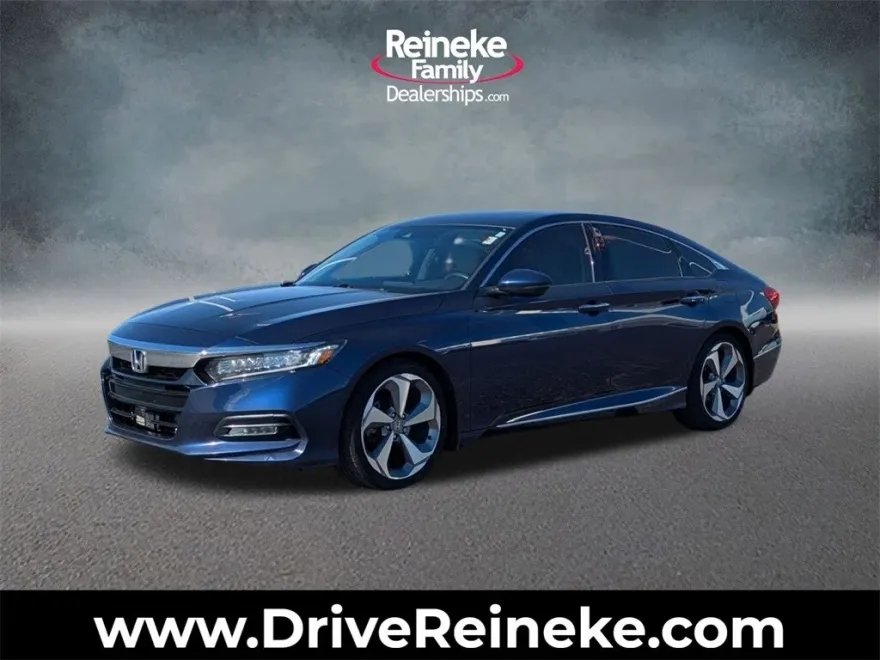 2018 Honda Accord Touring photo 1